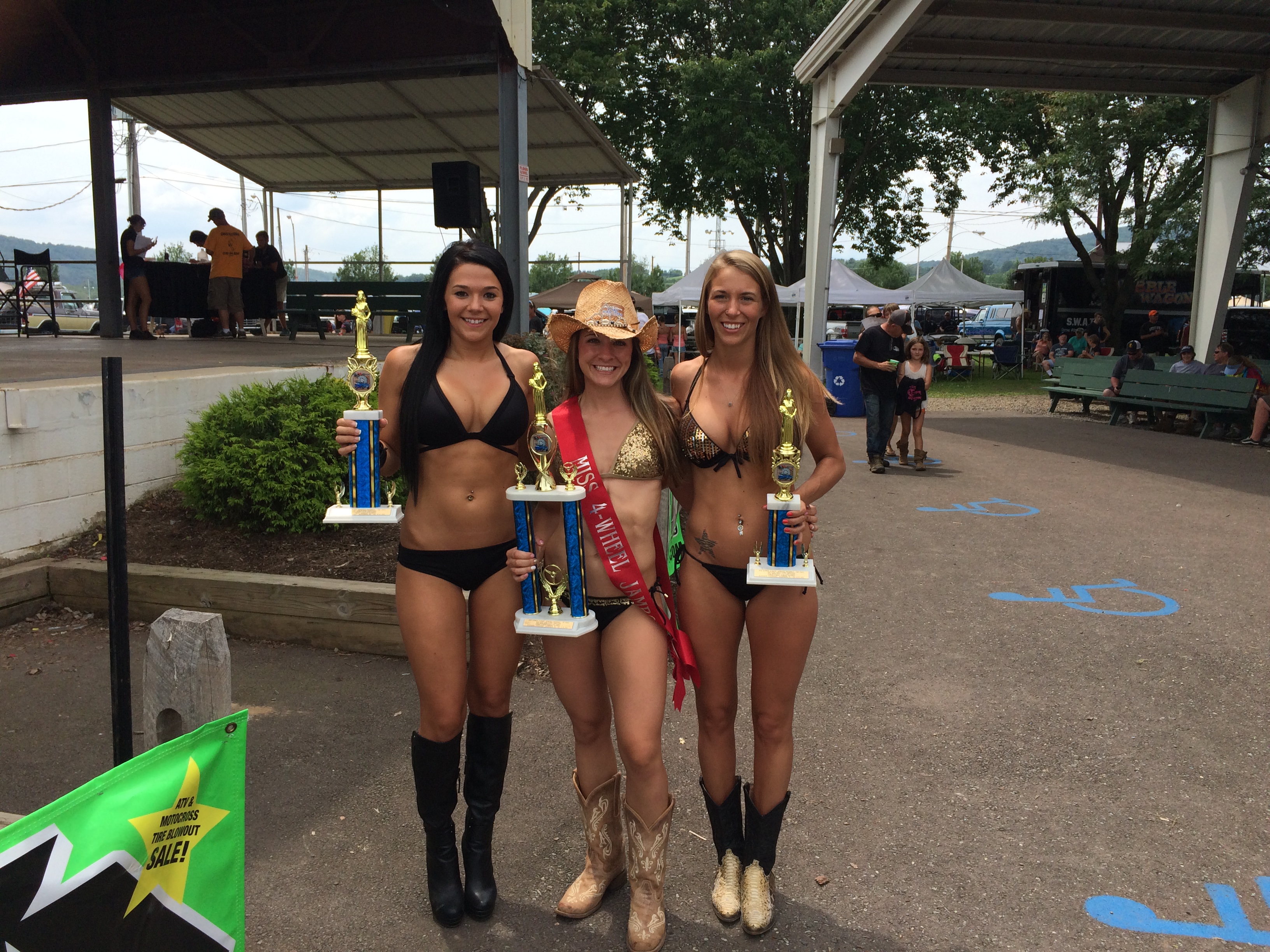 Miss 4-Wheel Jamboree Contest – Bloomsburg, PA Miss 4-Wheel Jamboree Contest – Bloomsburg, PA