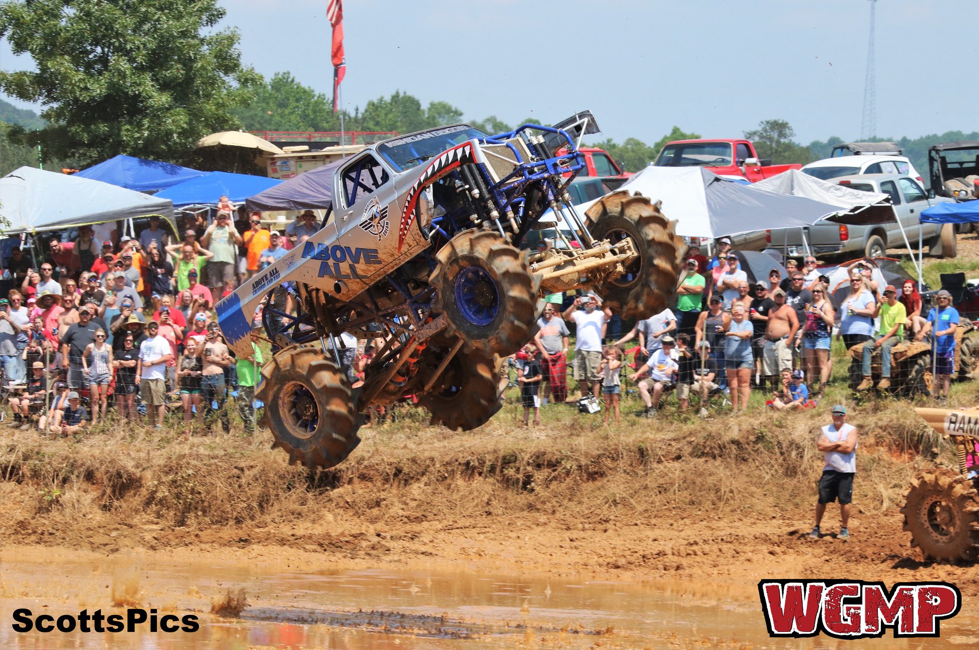 Mega Truck Indy: Above All Mega Truck Indy: Above All